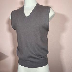 St. Edmonds Vintage 1970 80’s 100% Wool grey Taupe Minimalist mod Sweater Vest